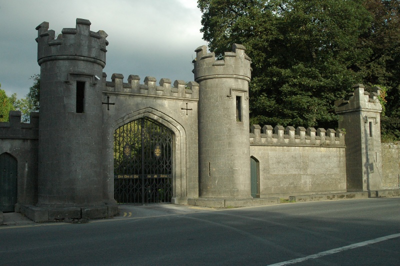 Birr Castle Gate